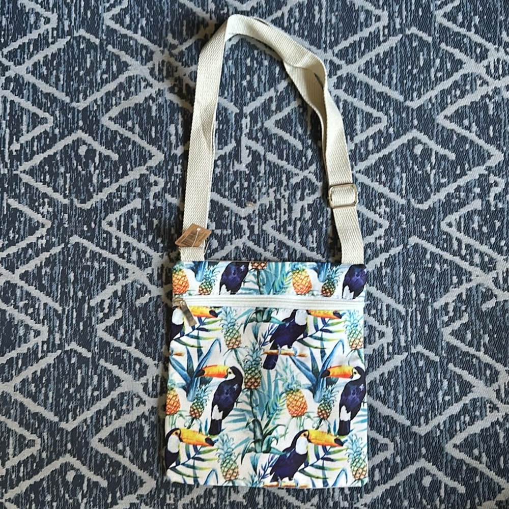Brand new Marbella & Ashford Toucan print handbag